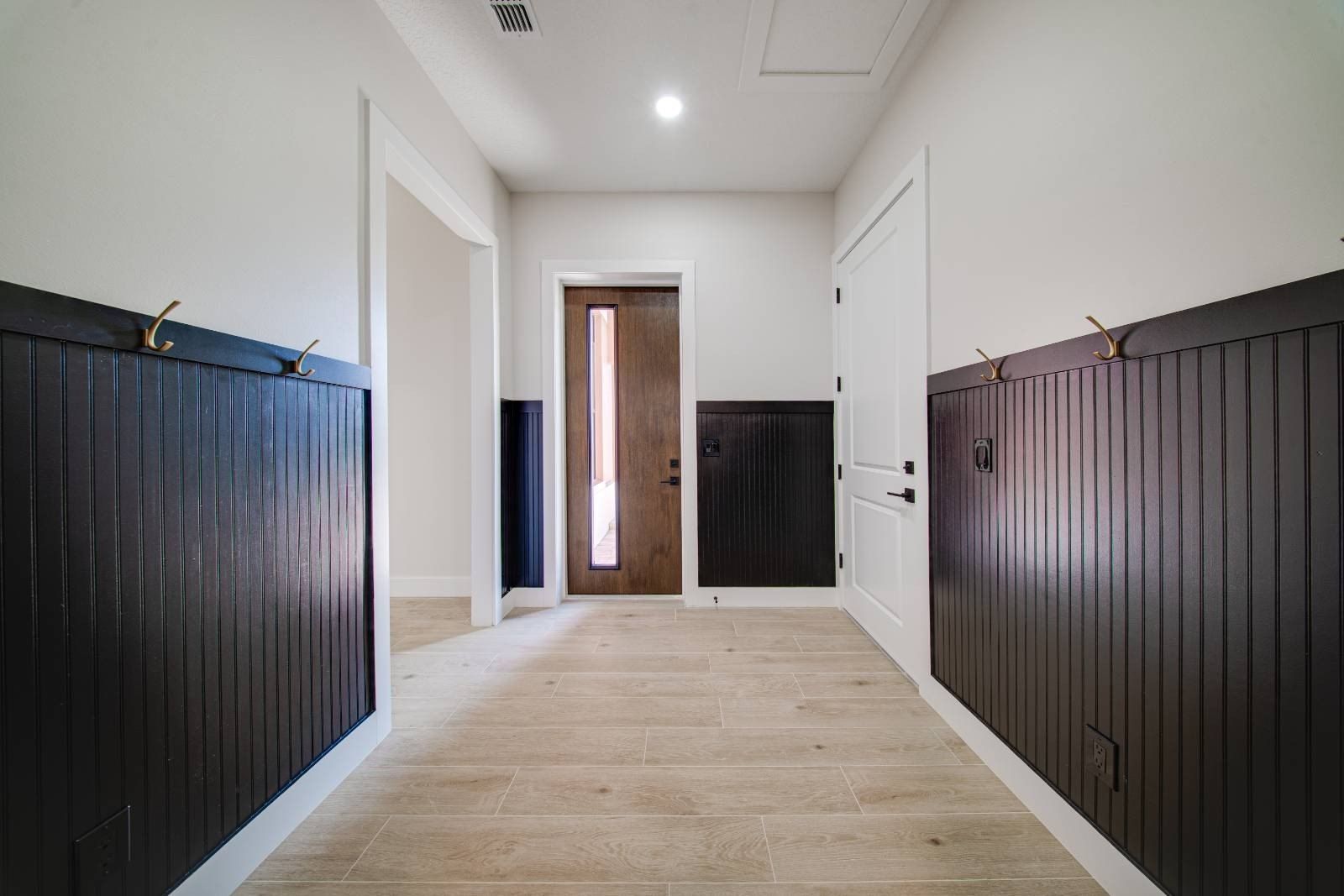 122 Se Via Lago Garda. Port Saint Lucie, FL 34953