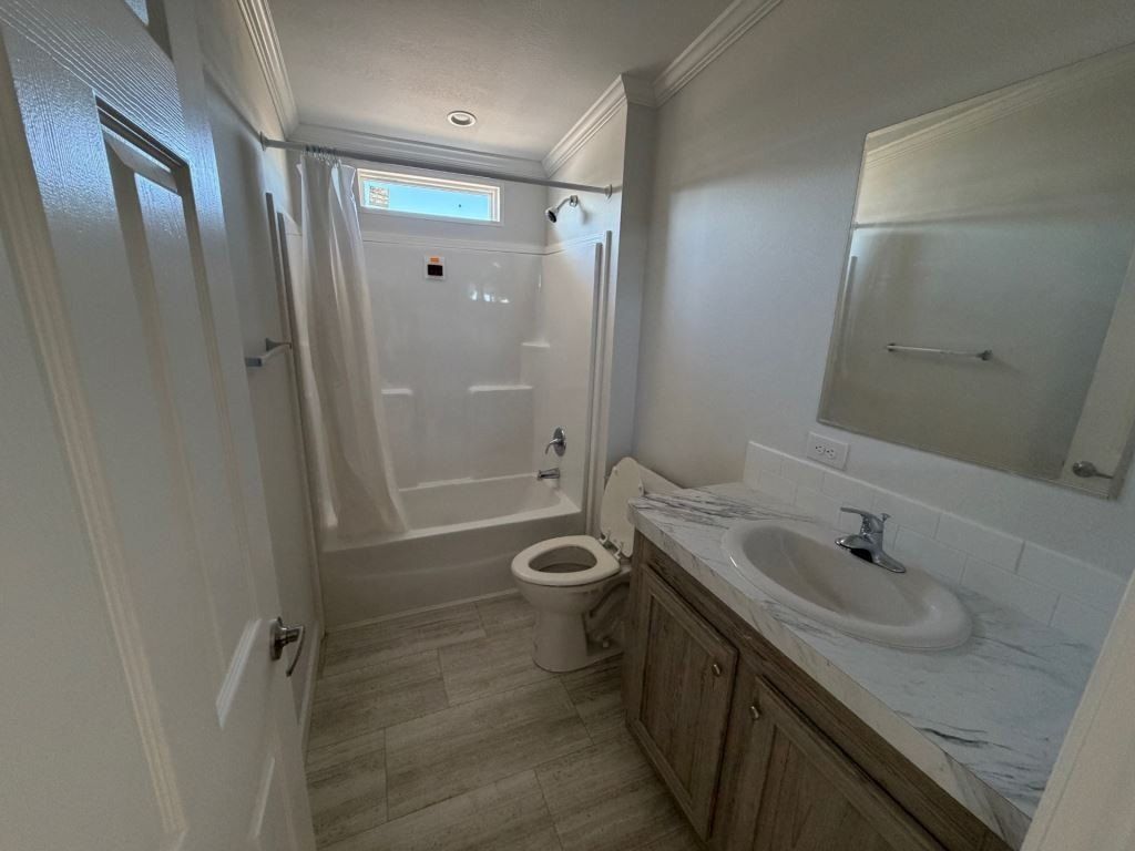 53 6Th Street West. Nokomis, FL 34275