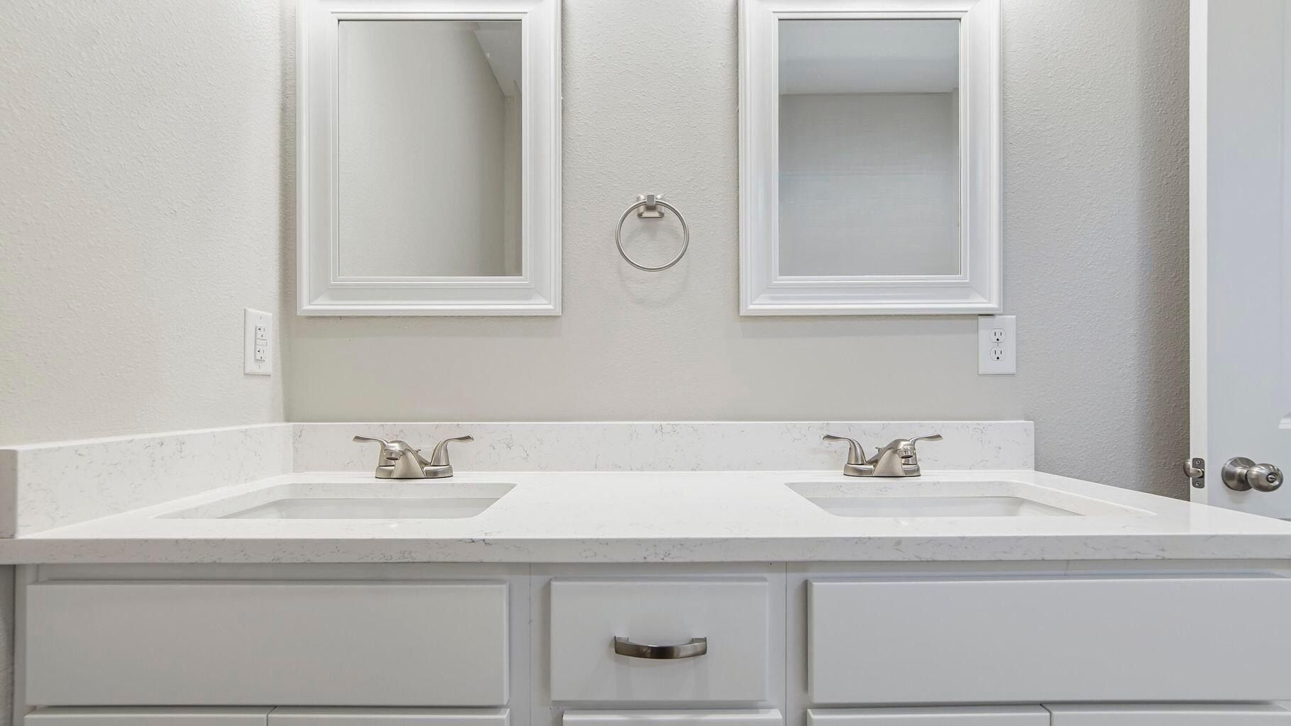 480 Marigold E Avenue. Defuniak Springs, FL 32433