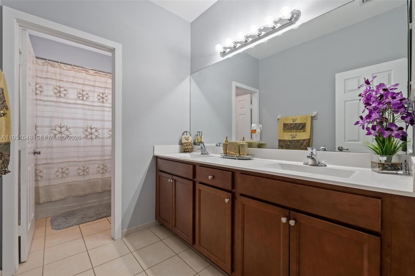 3521 W 92Nd Pl. Hialeah, FL 33018