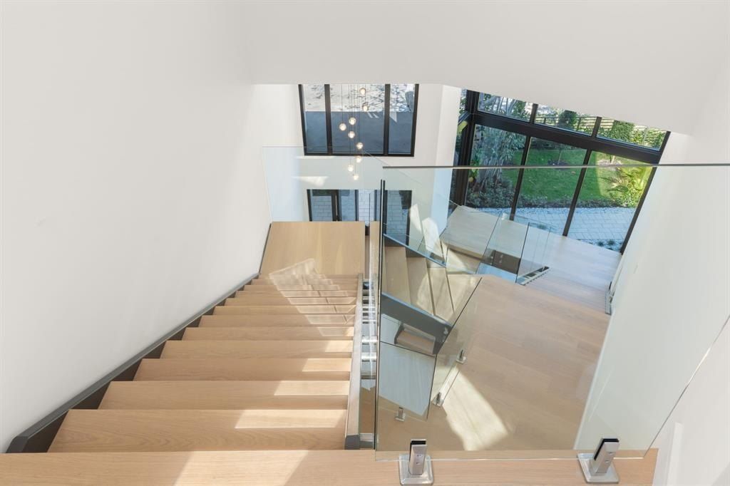 2035 Intracoastal Dr. Fort Lauderdale, FL 33305