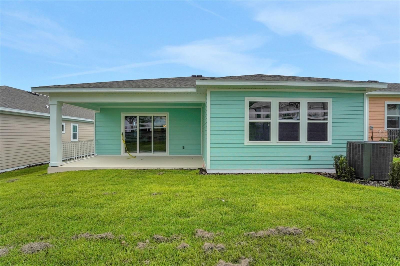 985 Fiesta Key Circle. Lady Lake, FL 32159