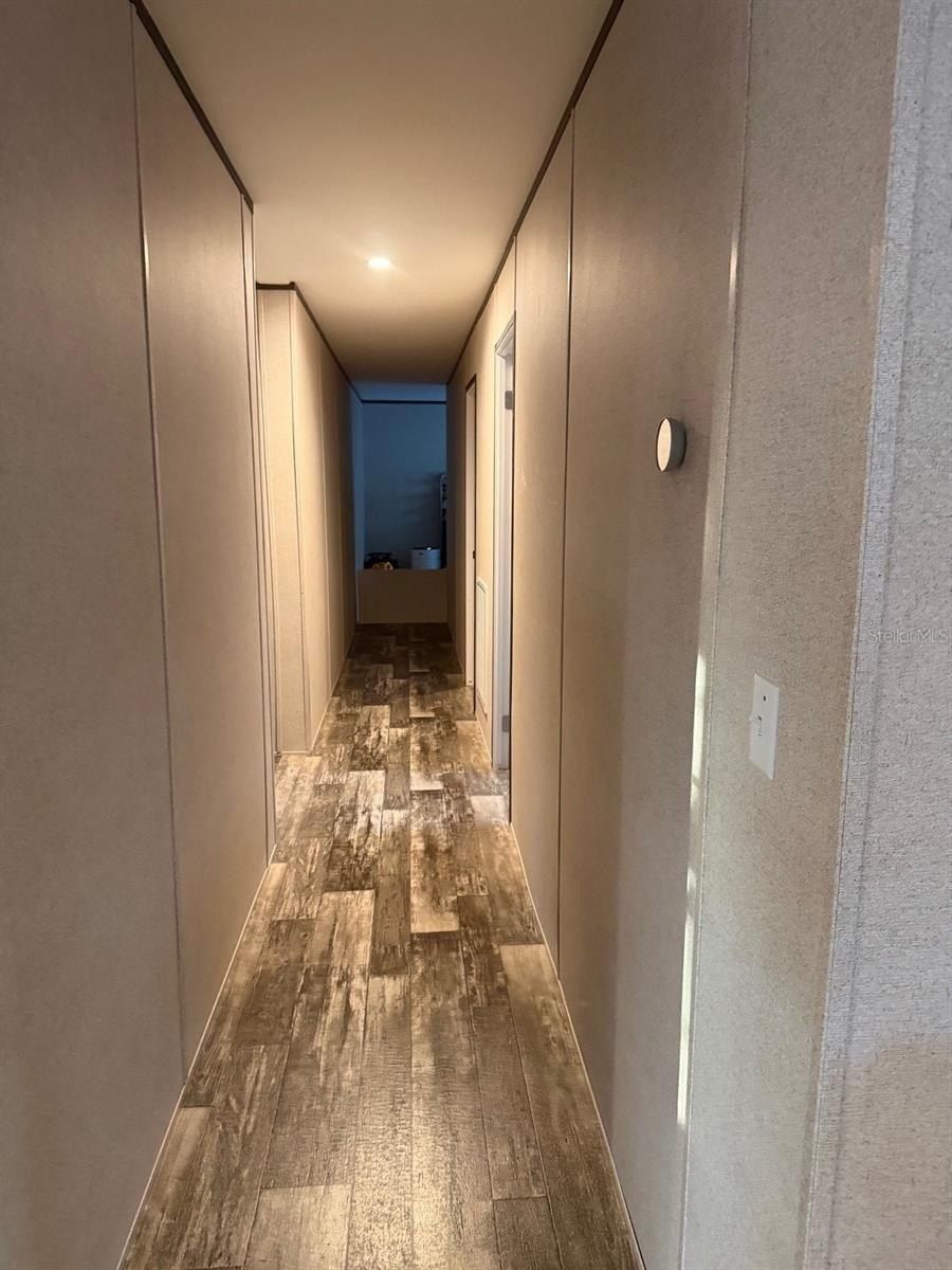 4425 Mobilaire Drive. Orlando, FL 32822