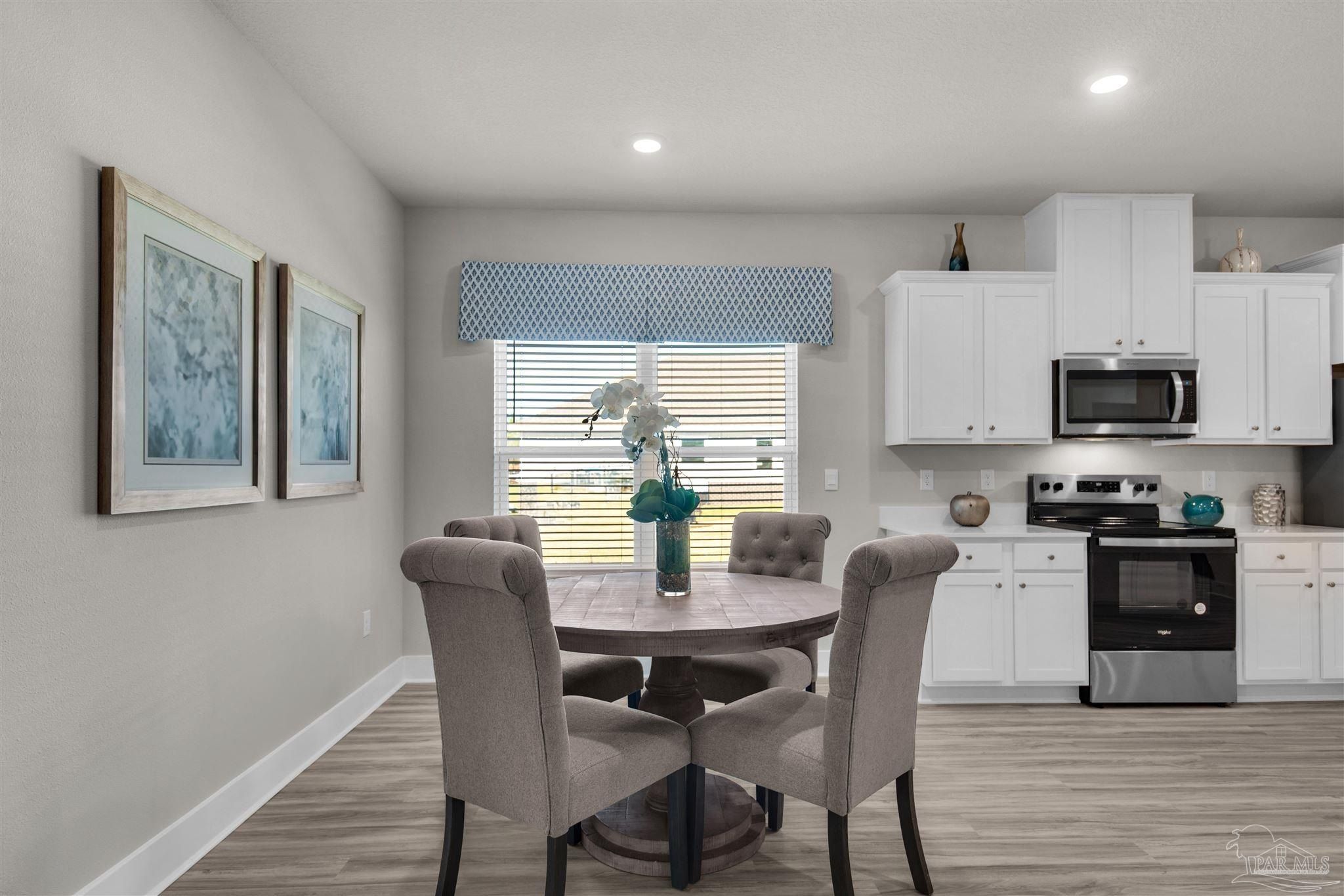 3408 Crossvine Rd. Cantonment, FL 32533