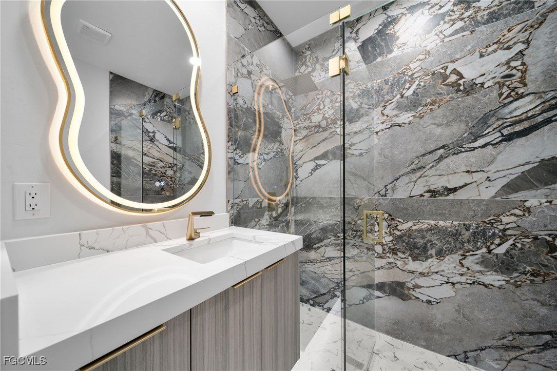 1532 Sw 4Th Court. Cape Coral, FL 33991