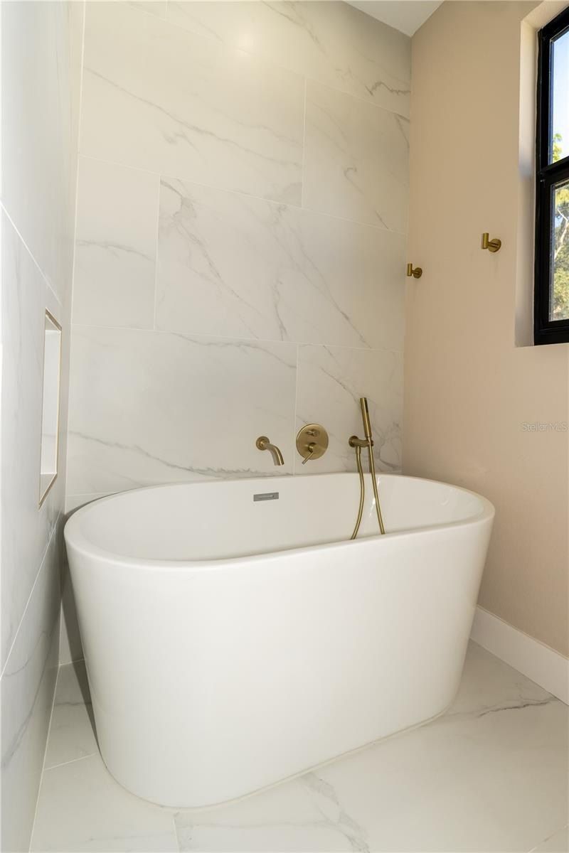 7619 Amherst Street. Tampa, FL 33625