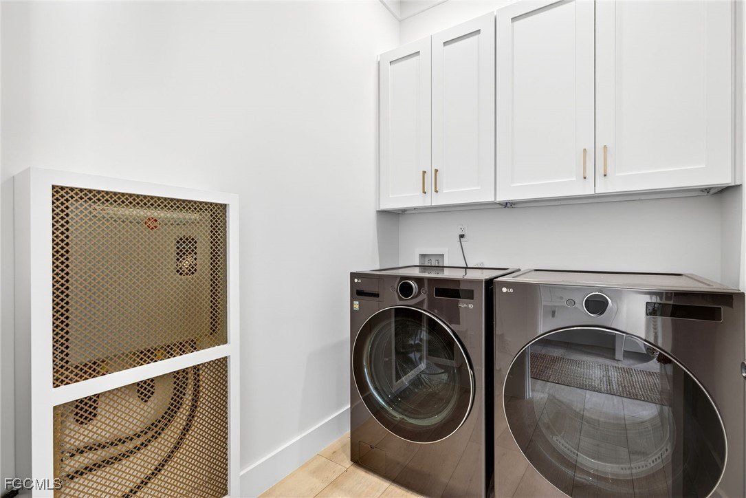 1160 Buttonwood Lane. Sanibel, FL 33957