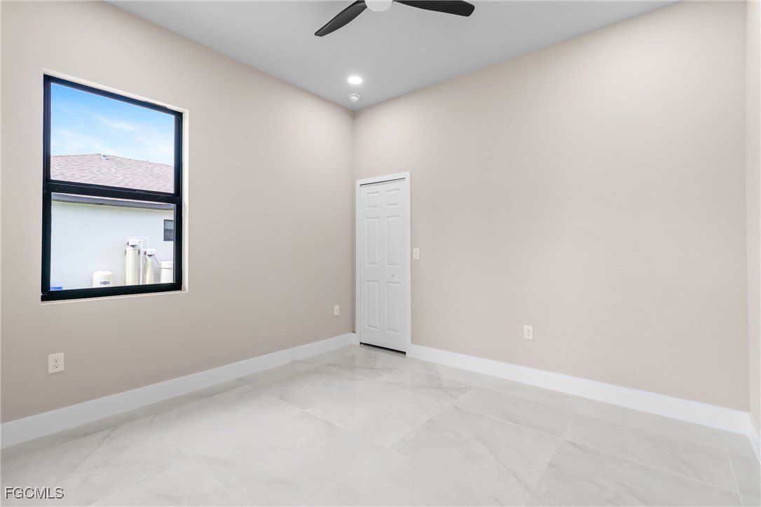 2809 25Th Street Sw. Lehigh Acres, FL 33976