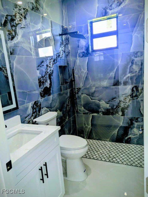 1510 Se 35Th Street. Cape Coral, FL 33904