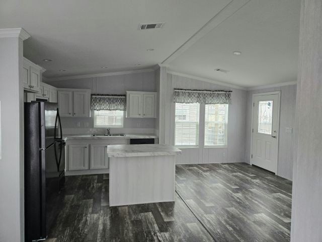 4125 Park St N. Saint Petersburg, FL 33709