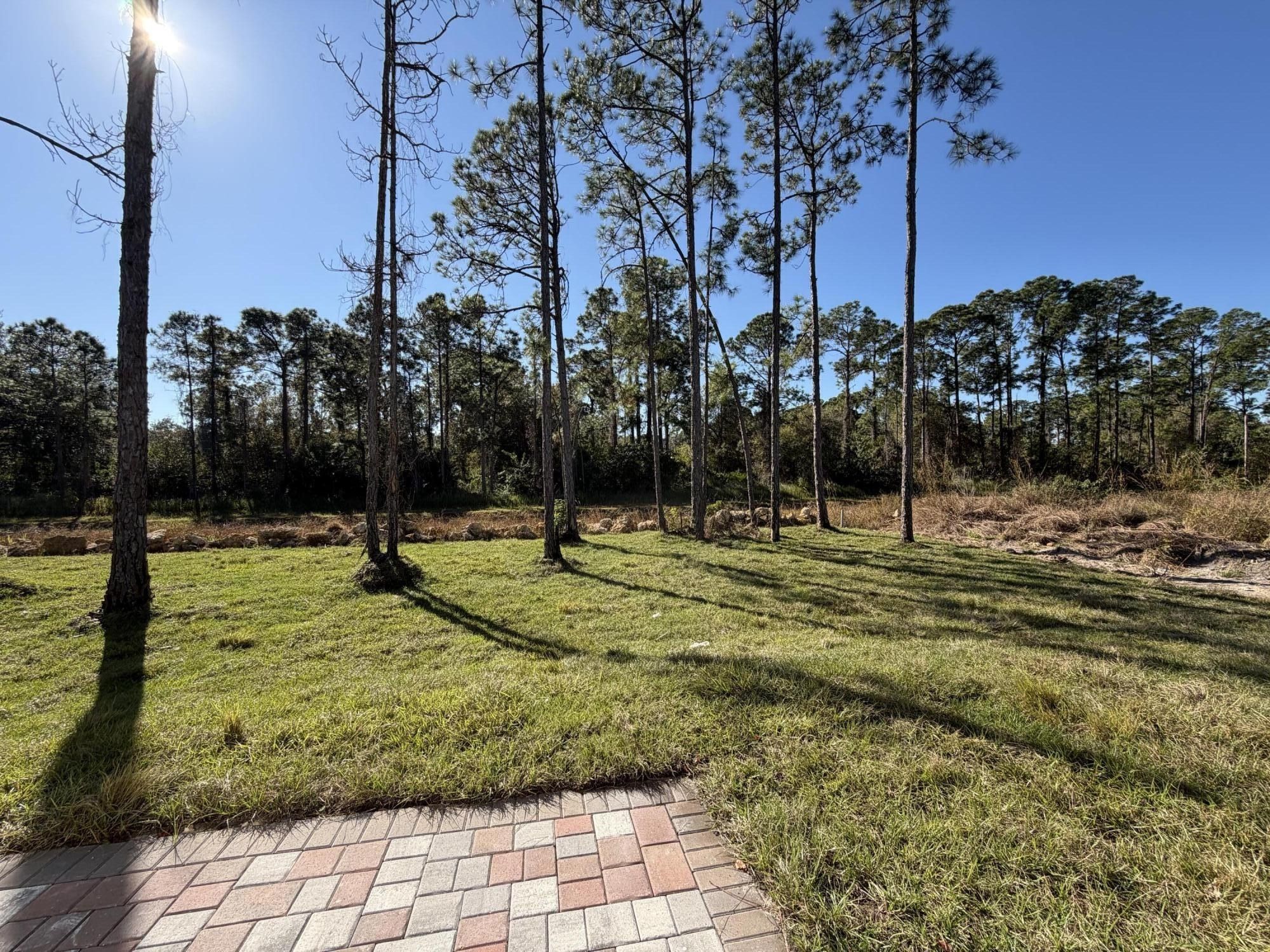 1120 Ravenswood Street E. Lehigh Acres, FL 33974