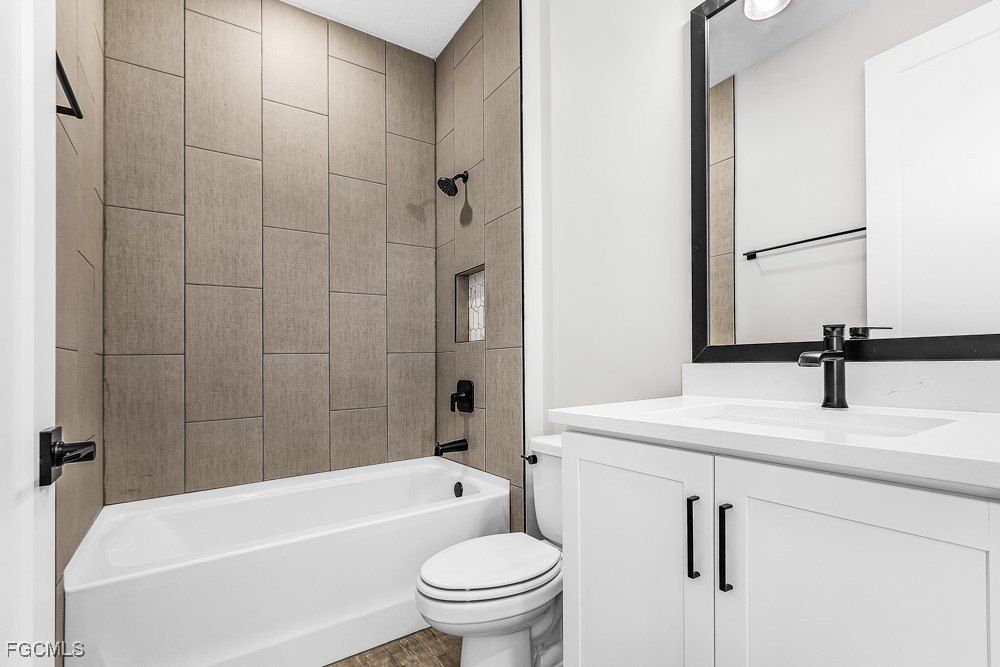 2134 Sw 22Nd Terrace. Cape Coral, FL 33991