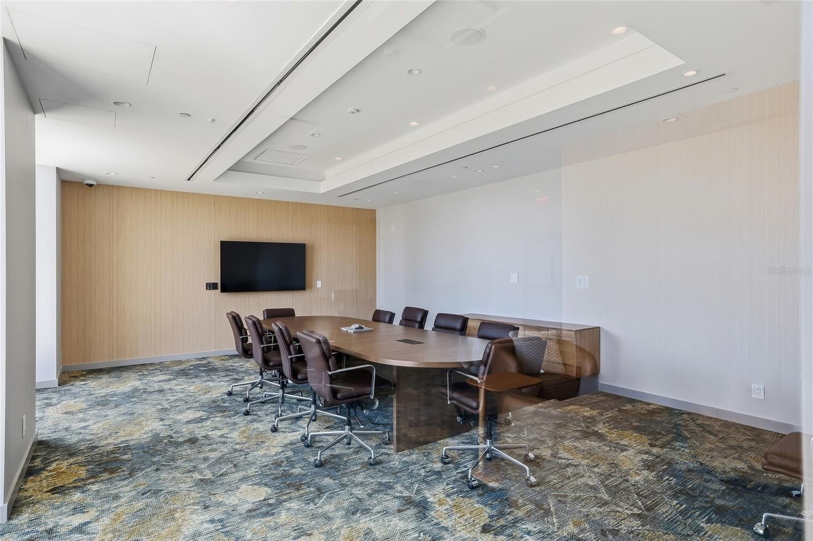 400 Central Avenue. St Petersburg, FL 33701