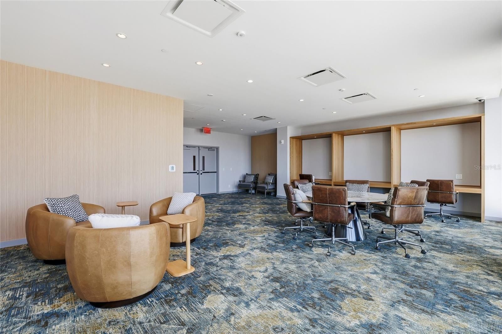 400 Central Avenue. St Petersburg, FL 33701