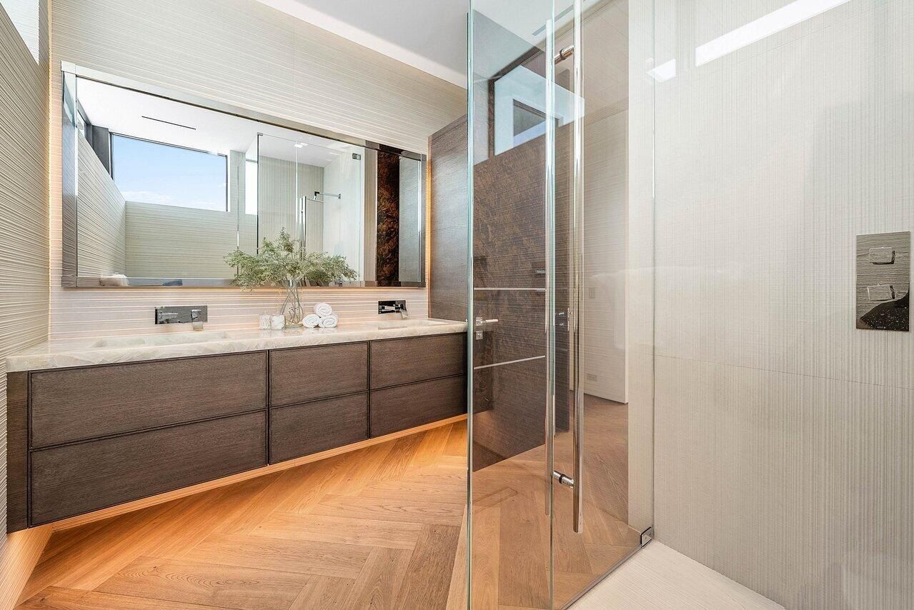 126 Spinnaker Lane Lane. Jupiter, FL 33477