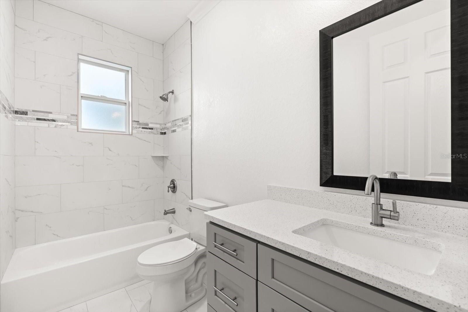 840 Oaks Shores Road. Leesburg, FL 34748