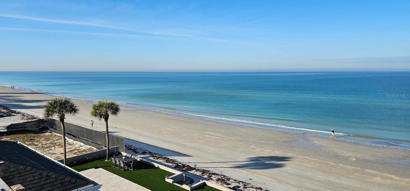 660 Gulf Boulevard. Belleair Shores, FL 33786