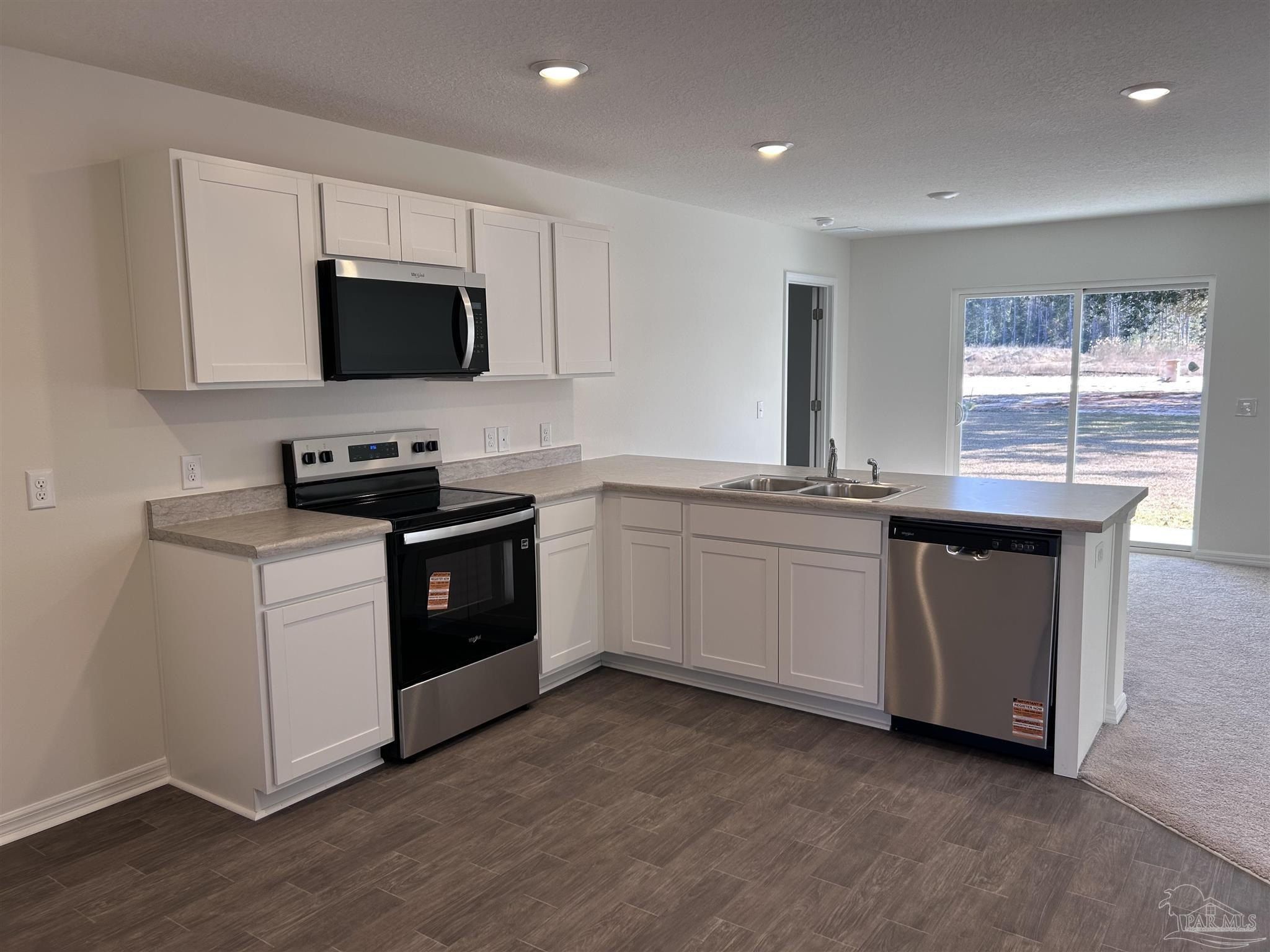 Edgefield St. Pace, FL 32571