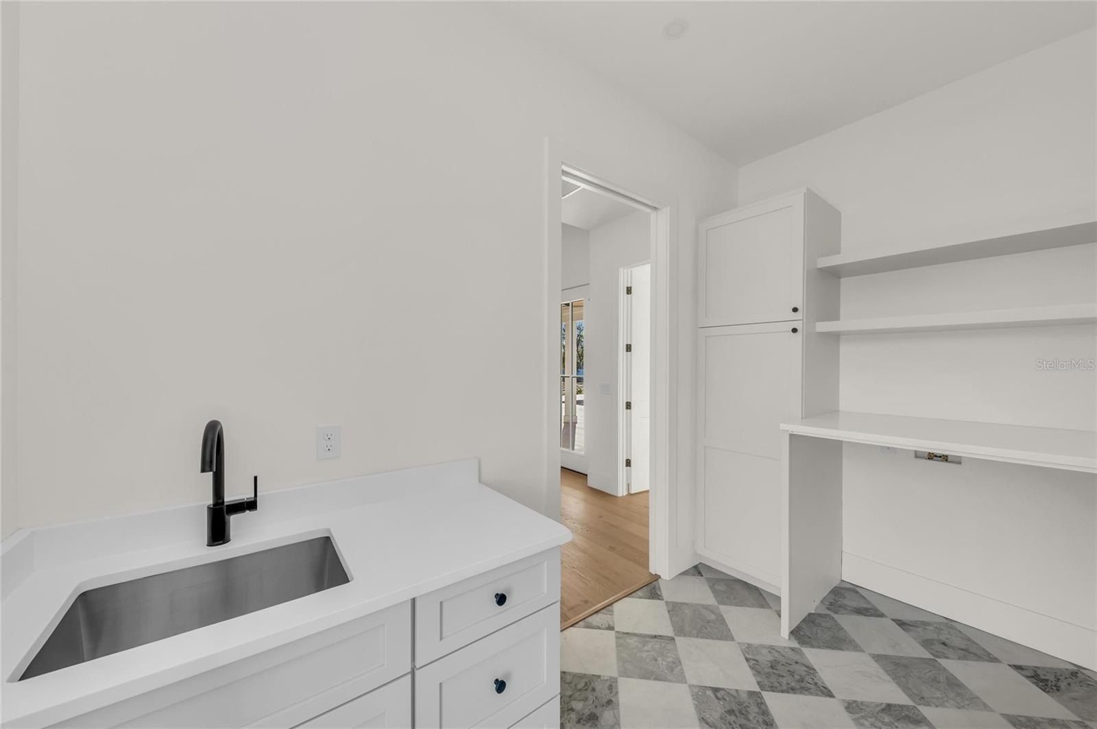 6609 Paladin Court. Sarasota, FL 34241