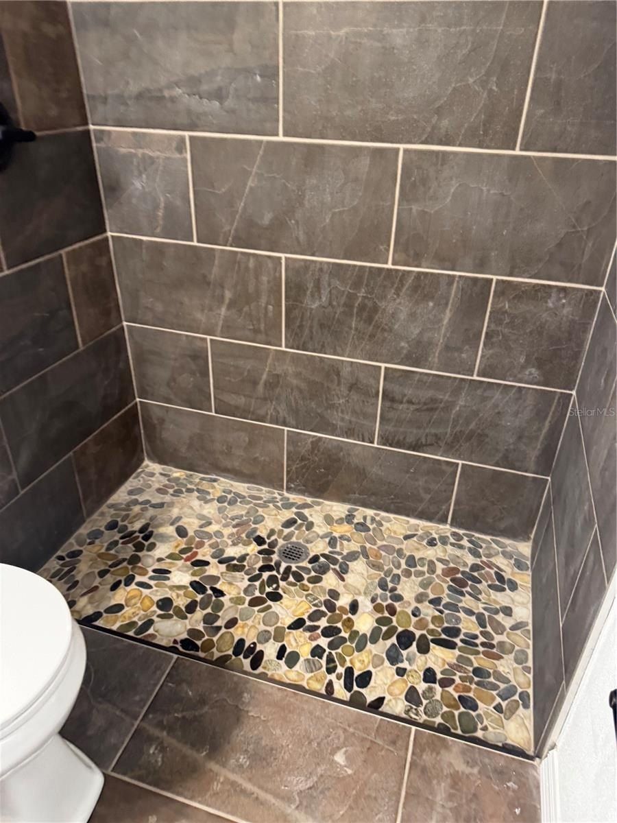 W Beresford Avenue. Deland, FL 32720