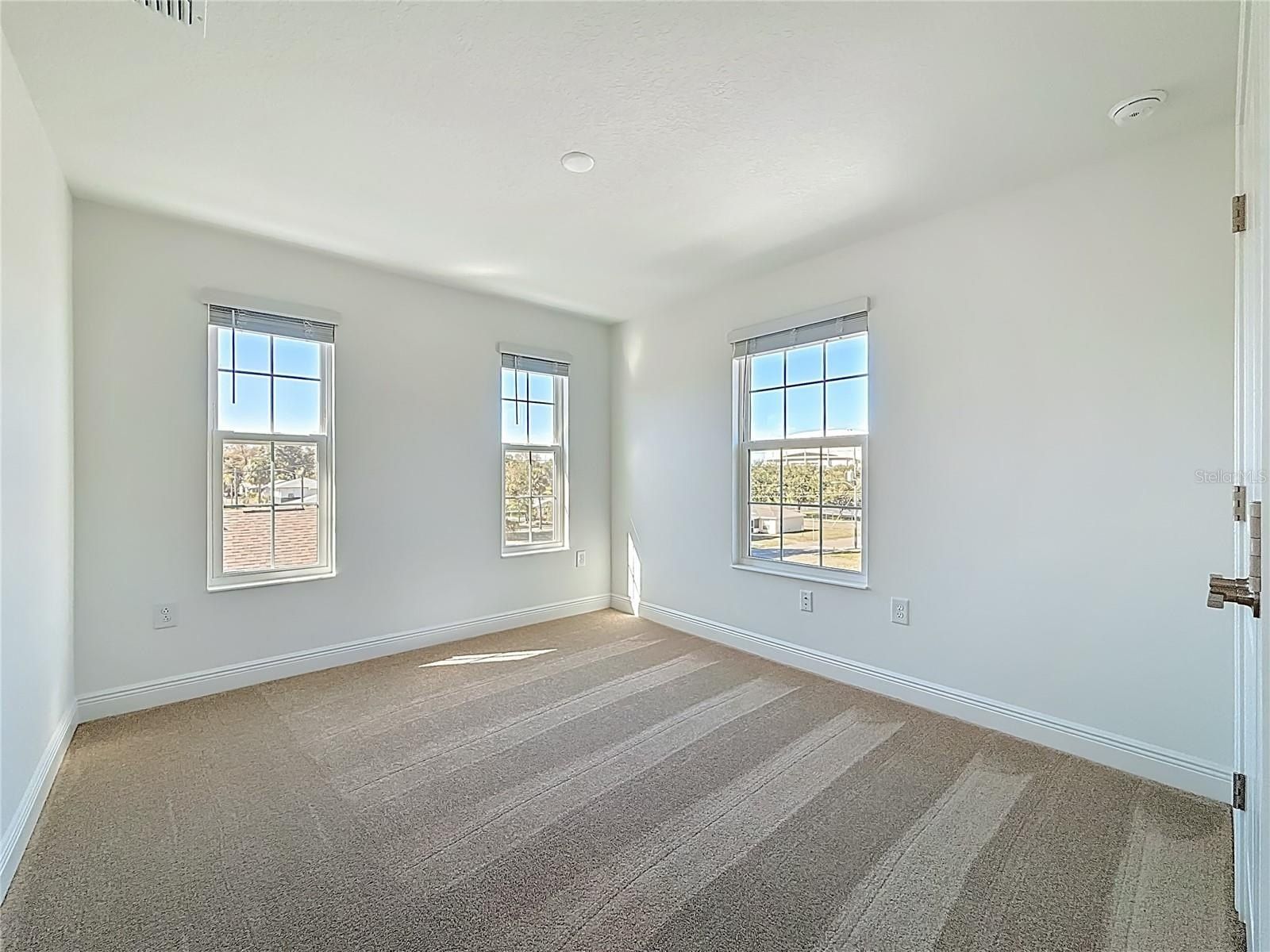 1066 8Th Avenue S. St Petersburg, FL 33705