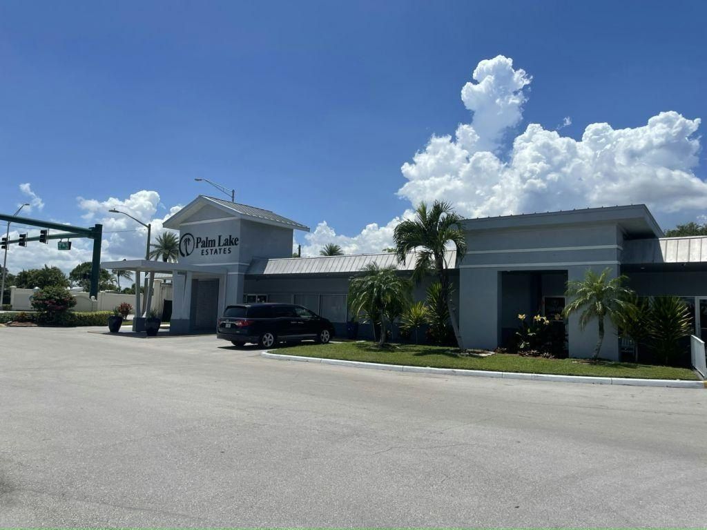 6980 41St Avenue N. Riviera Beach, FL 33404