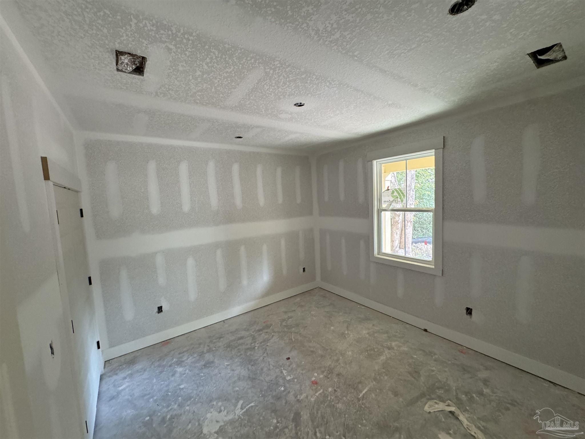 1321 John Carroll Dr. Pensacola, FL 32504