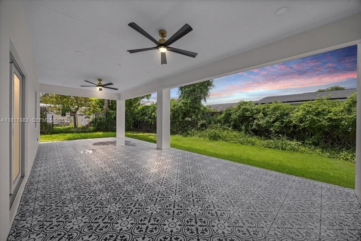 930 34Th St. West Palm Beach, FL 33407