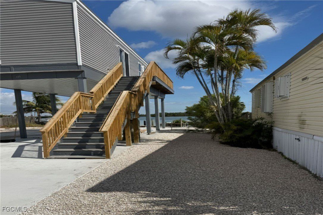 69 Emily Lane. Fort Myers Beach, FL 33931