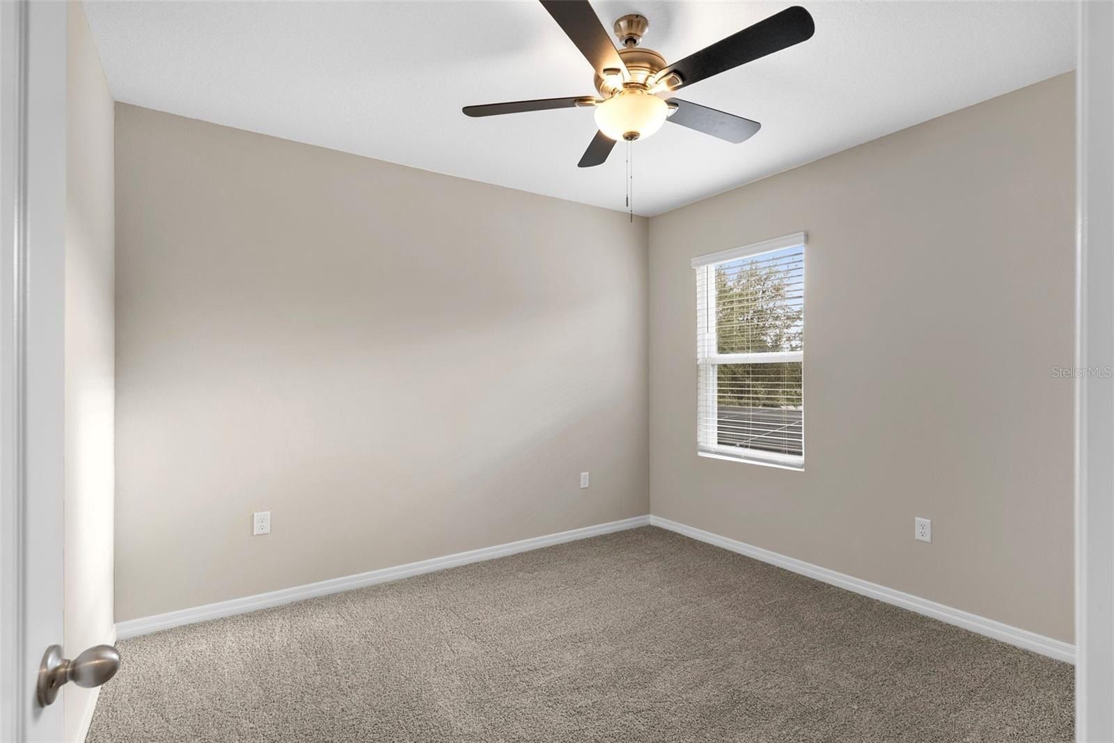 5121 Oakbourne Avenue. Davenport, FL 33837