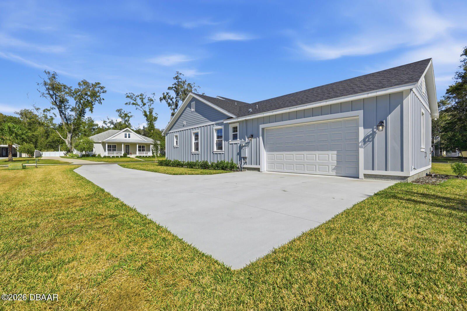 W Delaware Avenue. Lake Helen, FL 32744