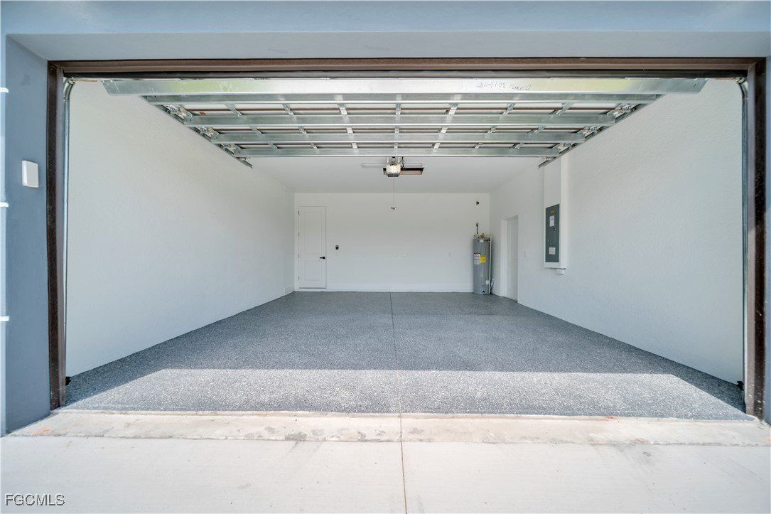 2902 4Th Street Sw. Lehigh Acres, FL 33976