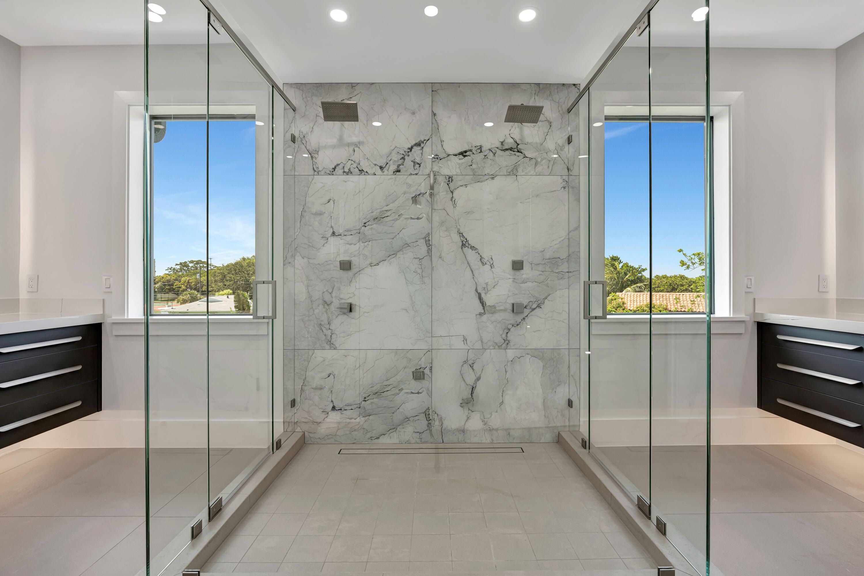 416 S Lake Drive. Lantana, FL 33462