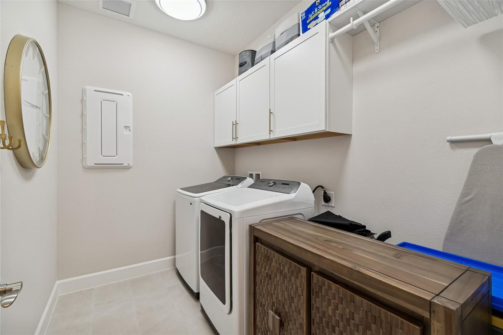 1725 Point Grace Road. Tavares, FL 32778