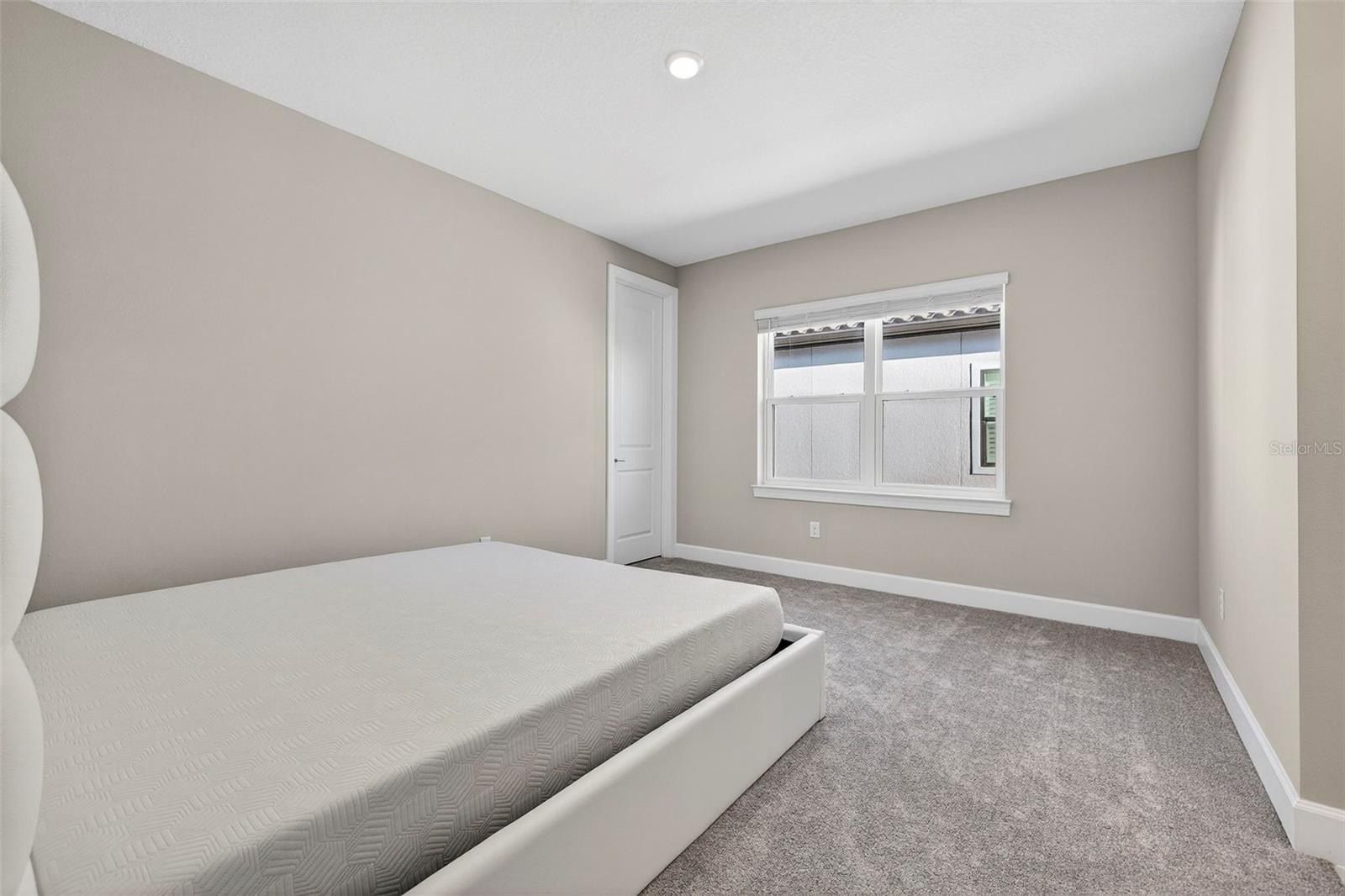 33825 Ocean Spray Lane. Wesley Chapel, FL 33543