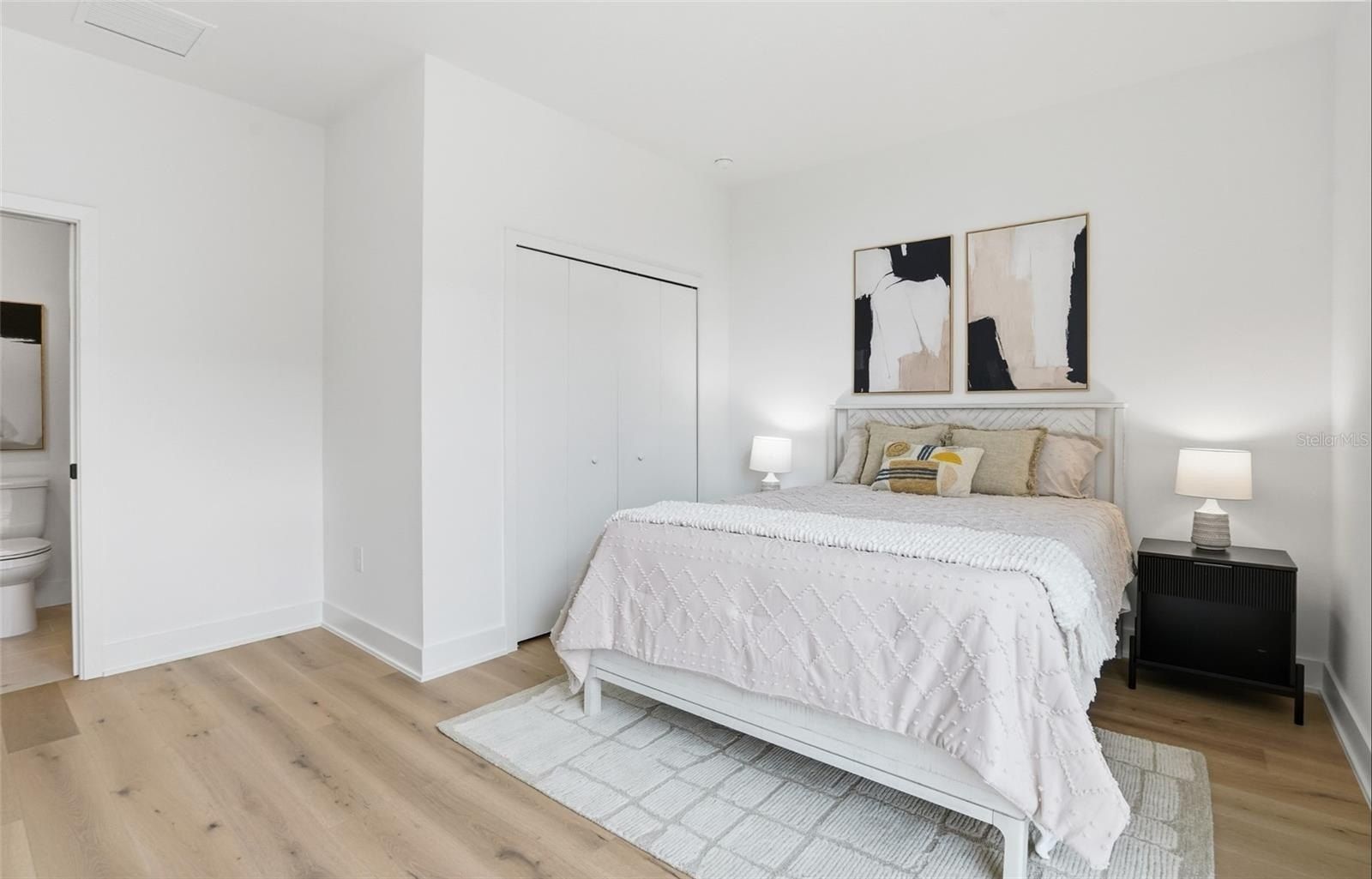 3002 W Platt. Tampa, FL 33609