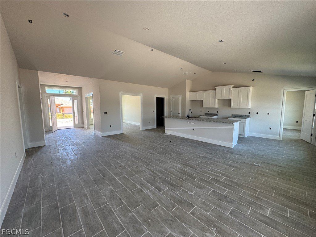 3419 Nw 45Th Avenue. Cape Coral, FL 33993