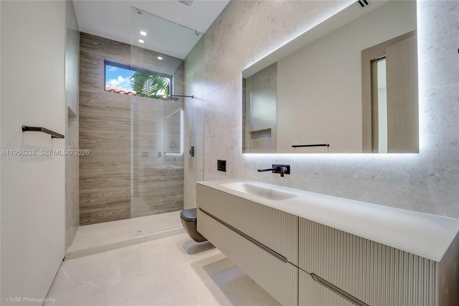 5825 Alton Rd. Miami Beach, FL 33140