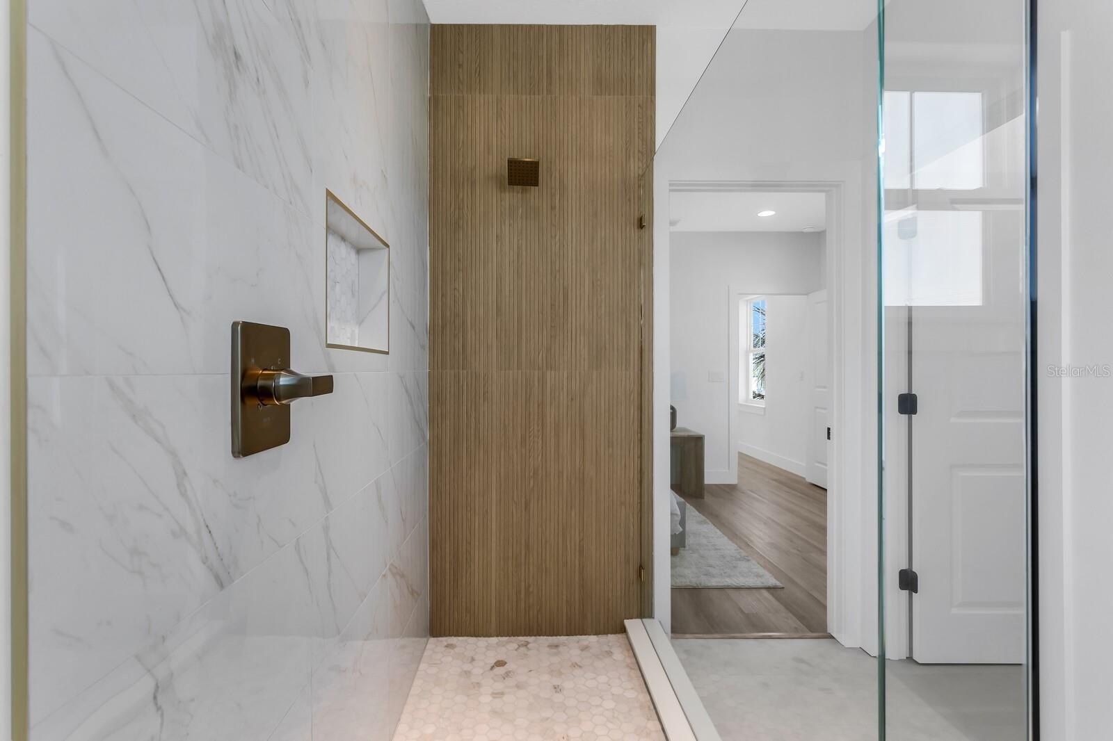 2140 W Chestnut Street. Tampa, FL 33607