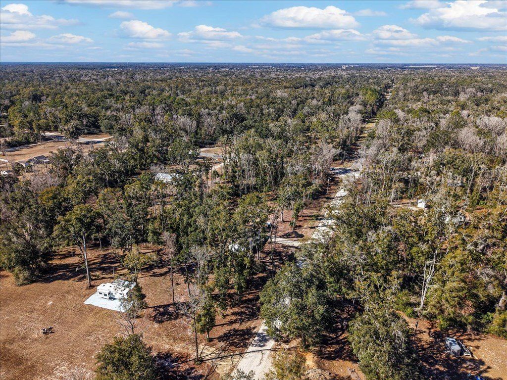 861 188Th Ave. Old Town, FL 32680