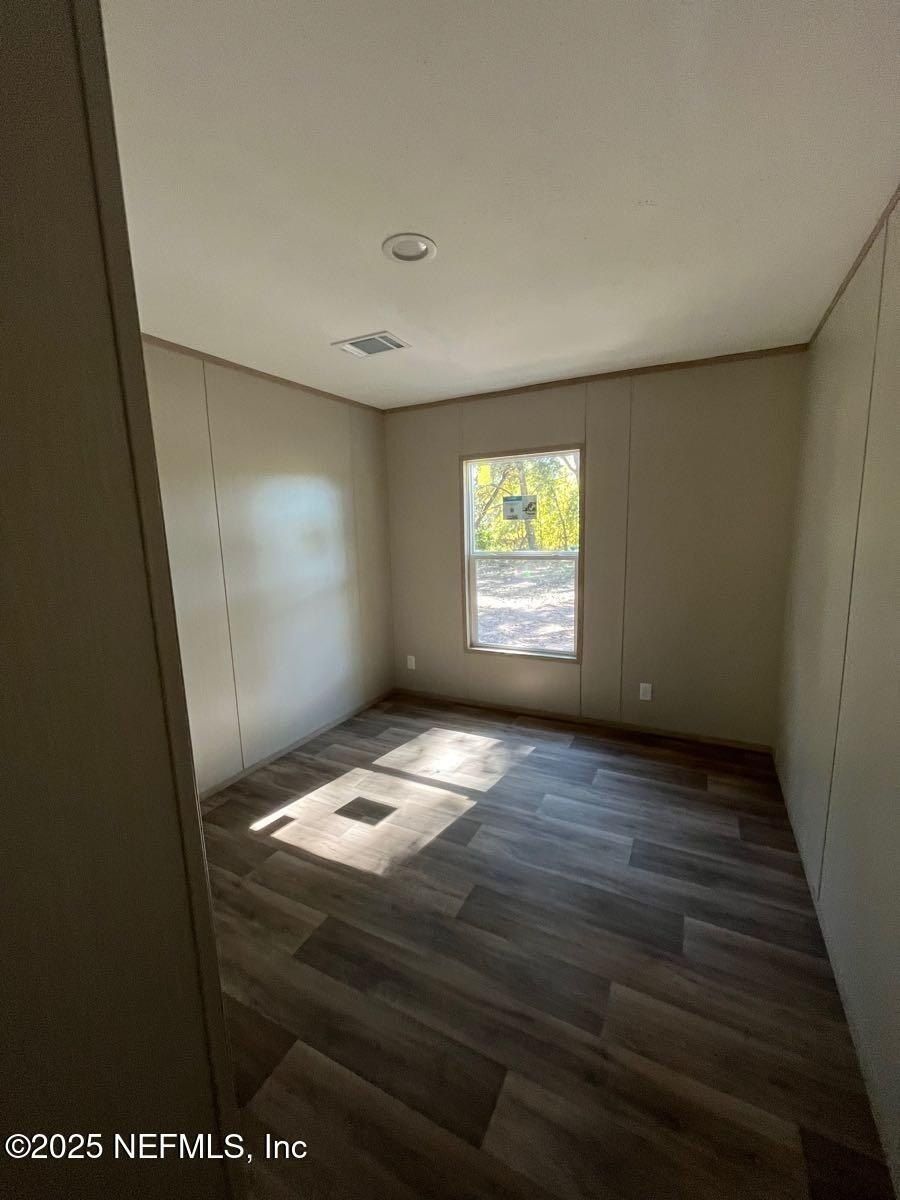 45700 Jones Way. Callahan, FL 32011