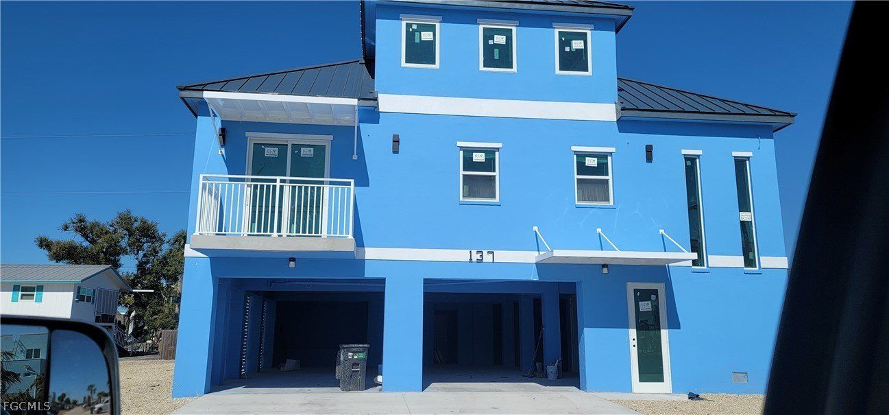 137 Hibiscus Drive. Fort Myers Beach, FL 33931