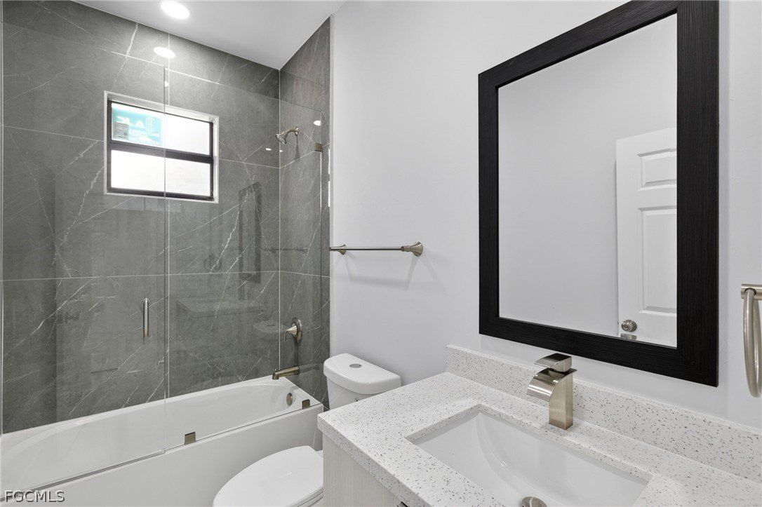 2718 67Th Street W. Lehigh Acres, FL 33971