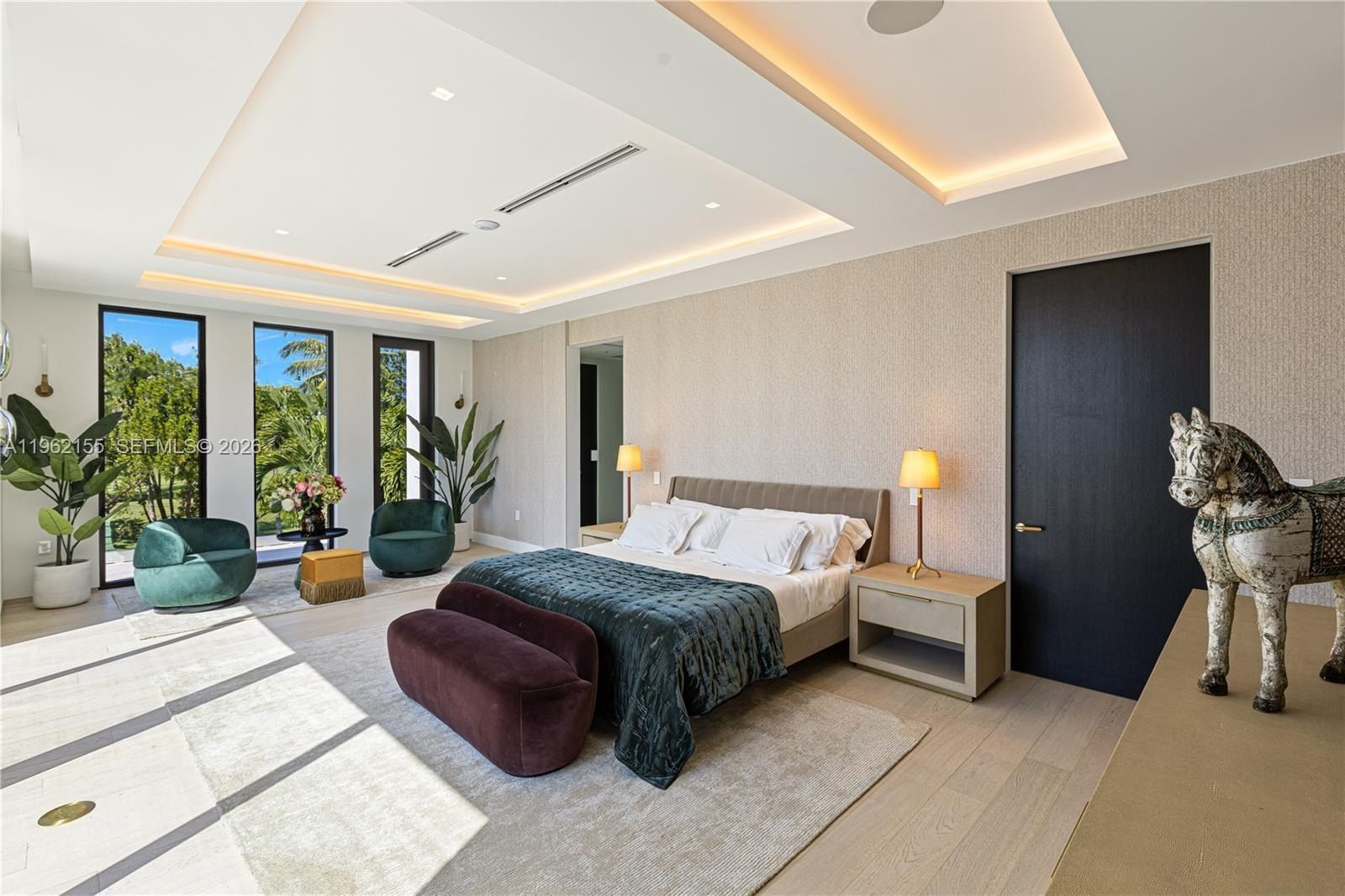 2499 N Meridian Ave. Miami Beach, FL 33140