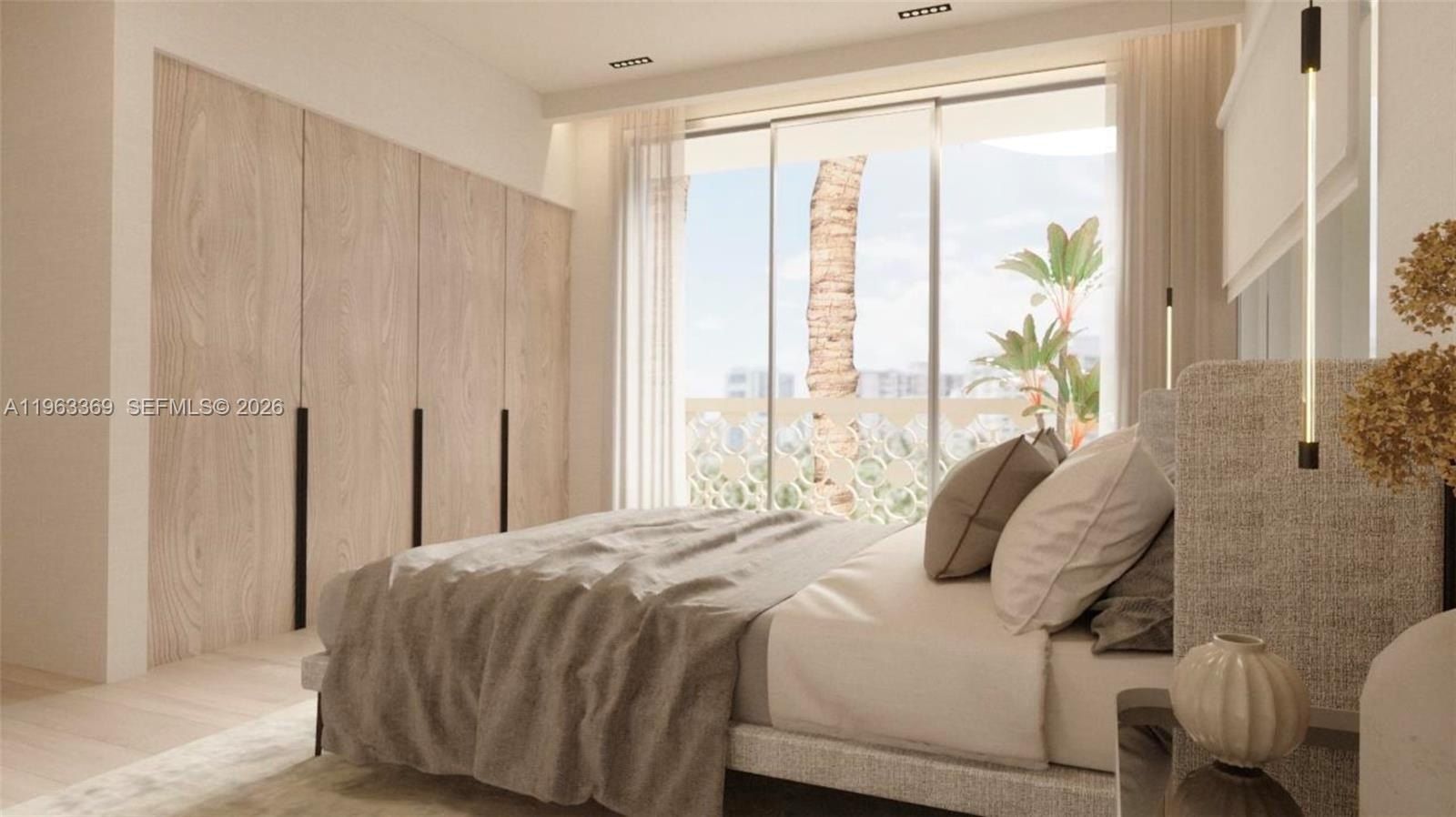 250 Collins. Miami Beach, FL 33139