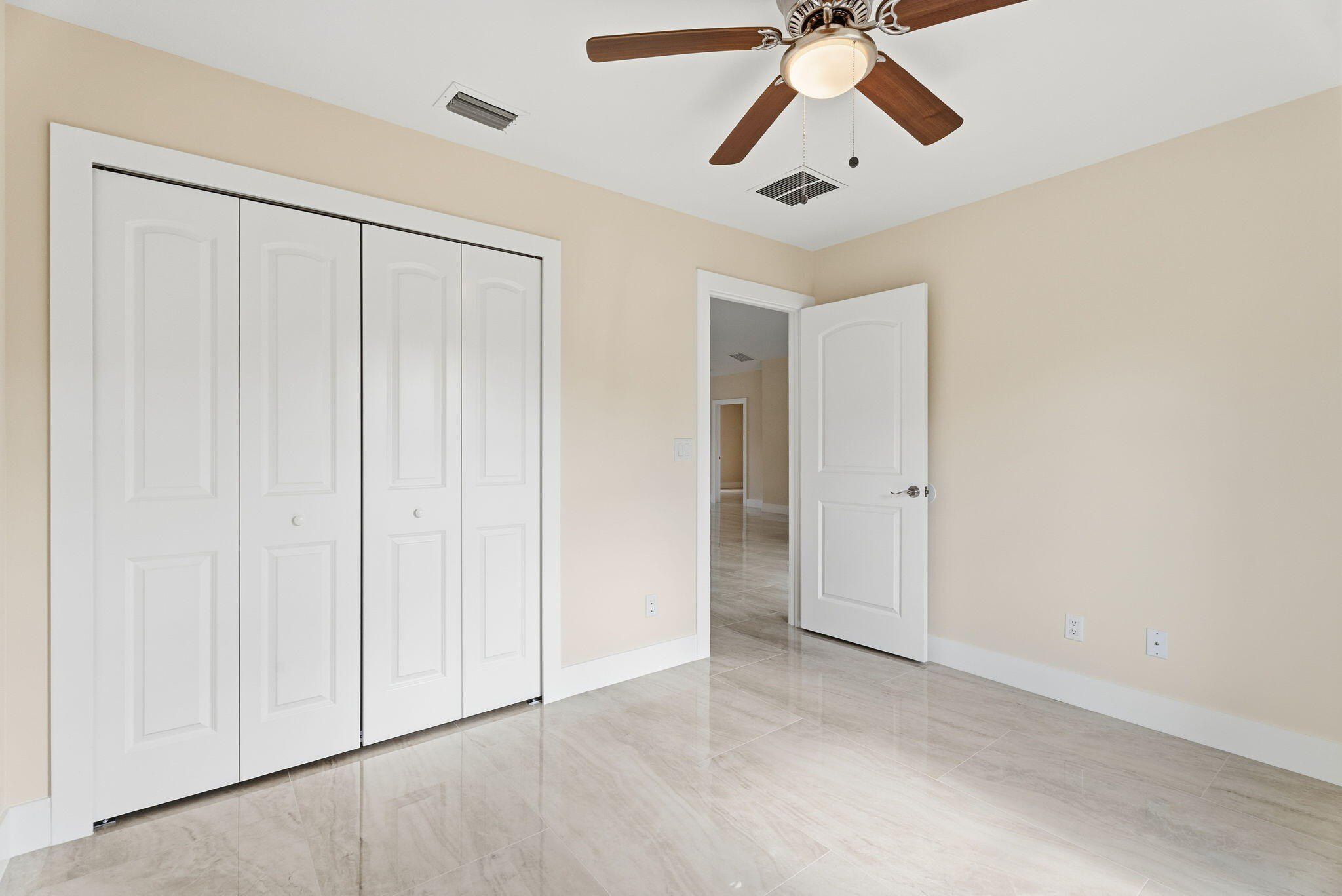 4947 Nw Flintstone Avenue. Port Saint Lucie, FL 34983