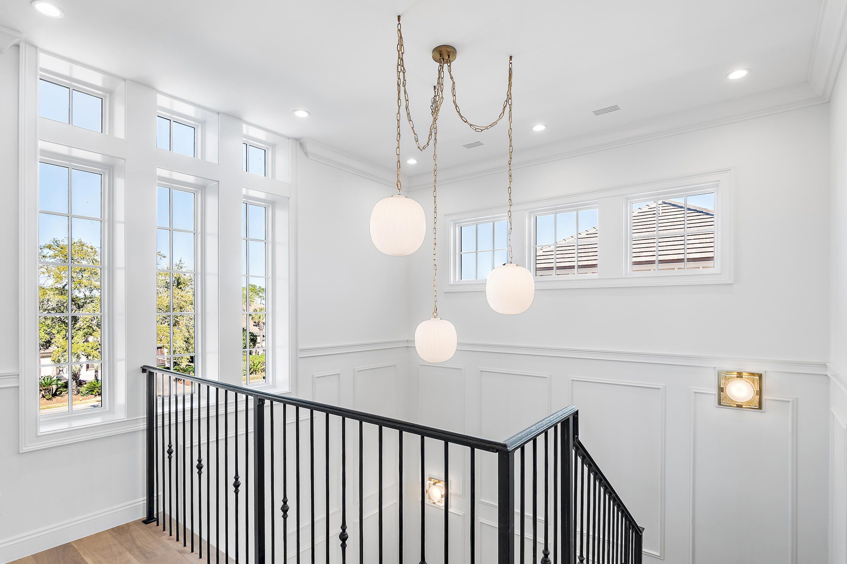 4562 Leeward Lane. Destin, FL 32541