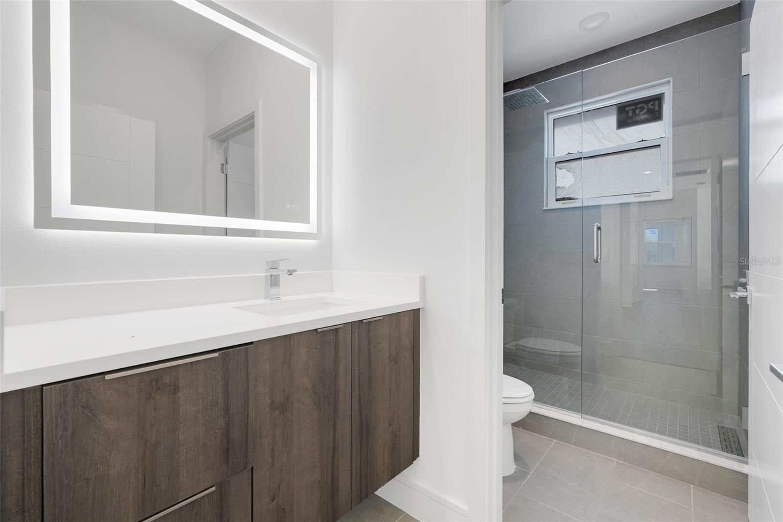 3056 Kensington Avenue. Davenport, FL 33837