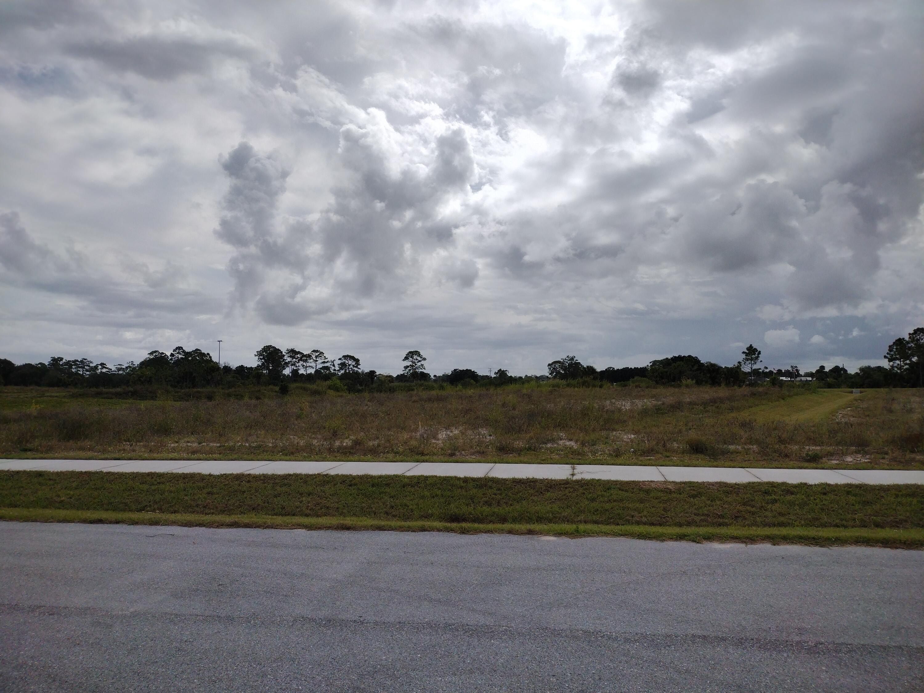 10124 Sw Hemingway Terrace. Palm City, FL 34990