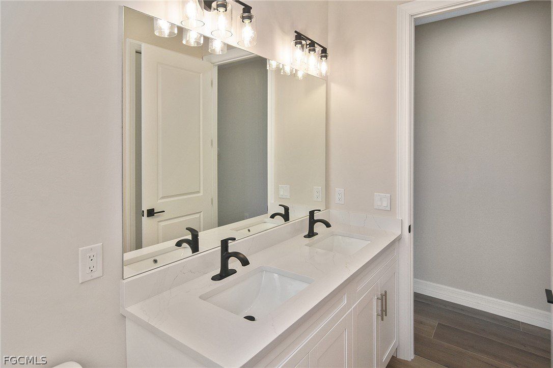 1906 Nw 28Th Avenue. Cape Coral, FL 33993